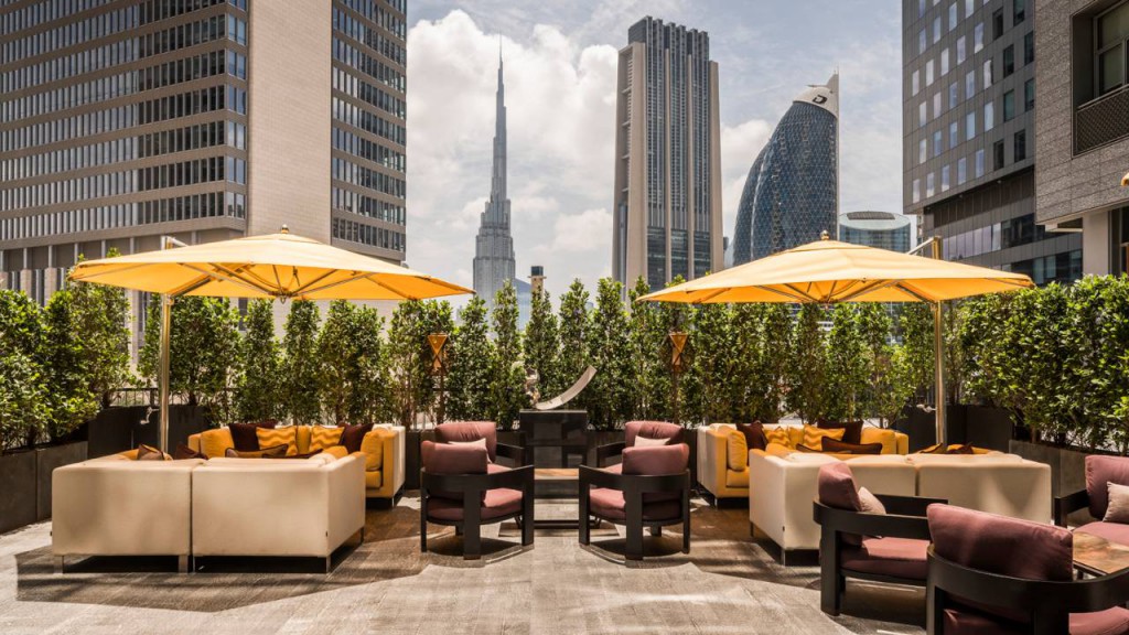 Dubai Four Seasons IFC 3 Penrose Lounge
