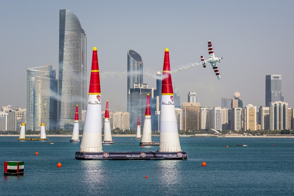 Read more about the article Abu Dhabi: Red Bull Air Race 2016