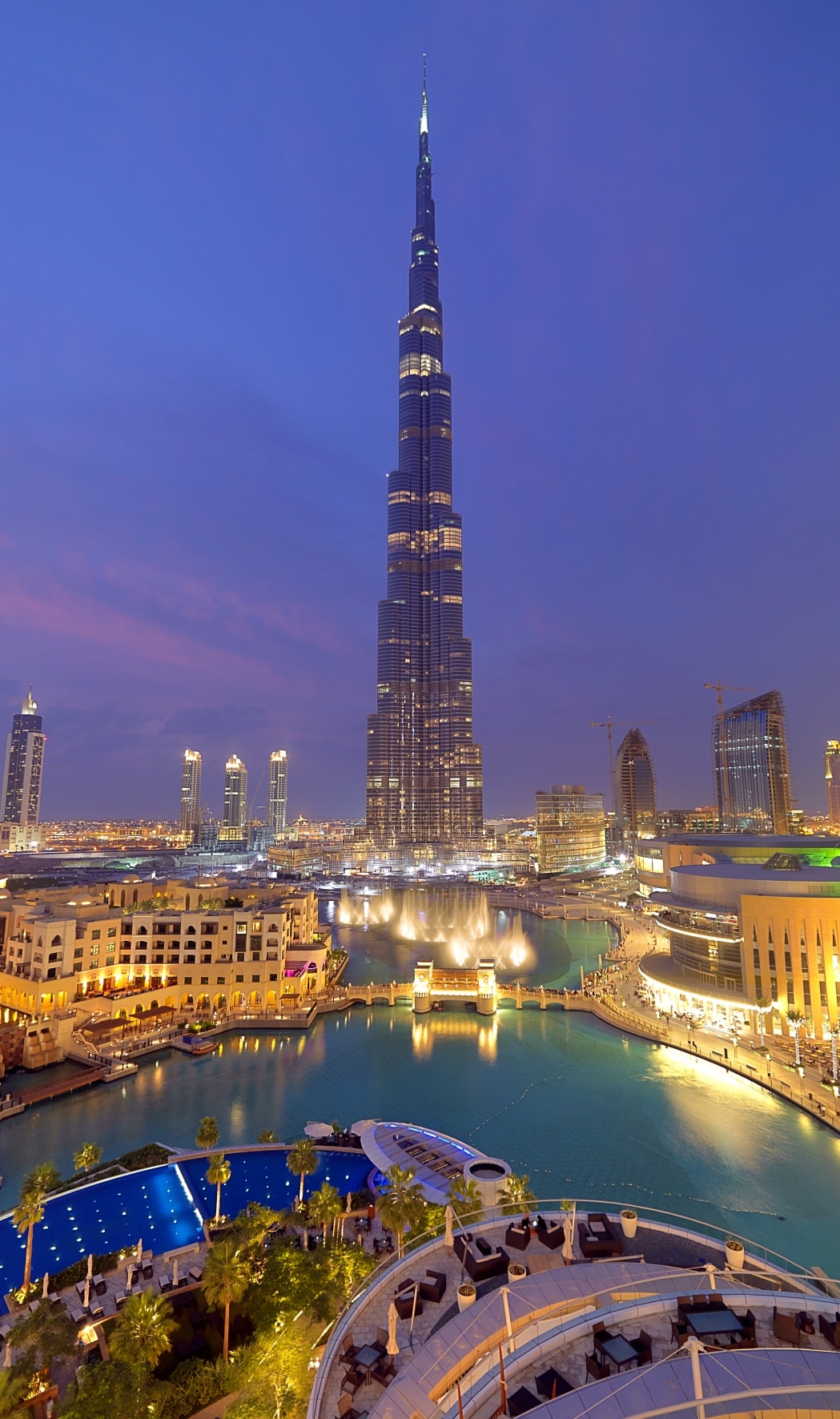 You are currently viewing SMART FACTS:  Burj Khalifa und Kempinski Emirates Palace Abu Dhabi