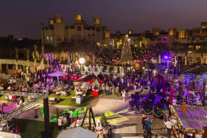 Vorweihnachtszeit in Dubai: Palmen statt Tannen