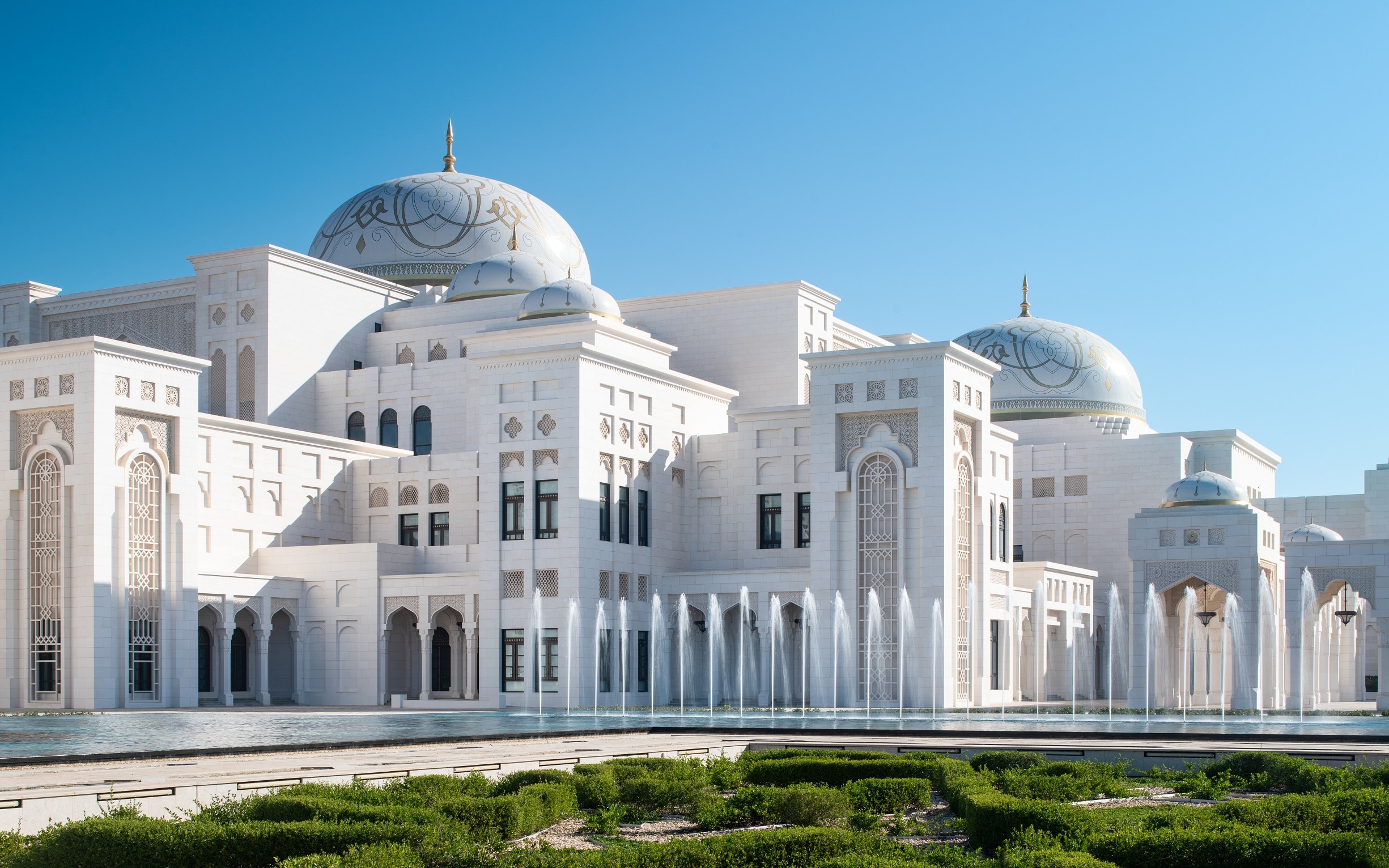 You are currently viewing Qasr Al Watan – Präsidentenpalast in Abu Dhabi öffnet seine Tore