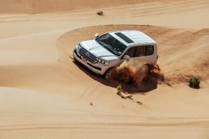 Adventure in Abu Dhabi: Off-road through the desert
